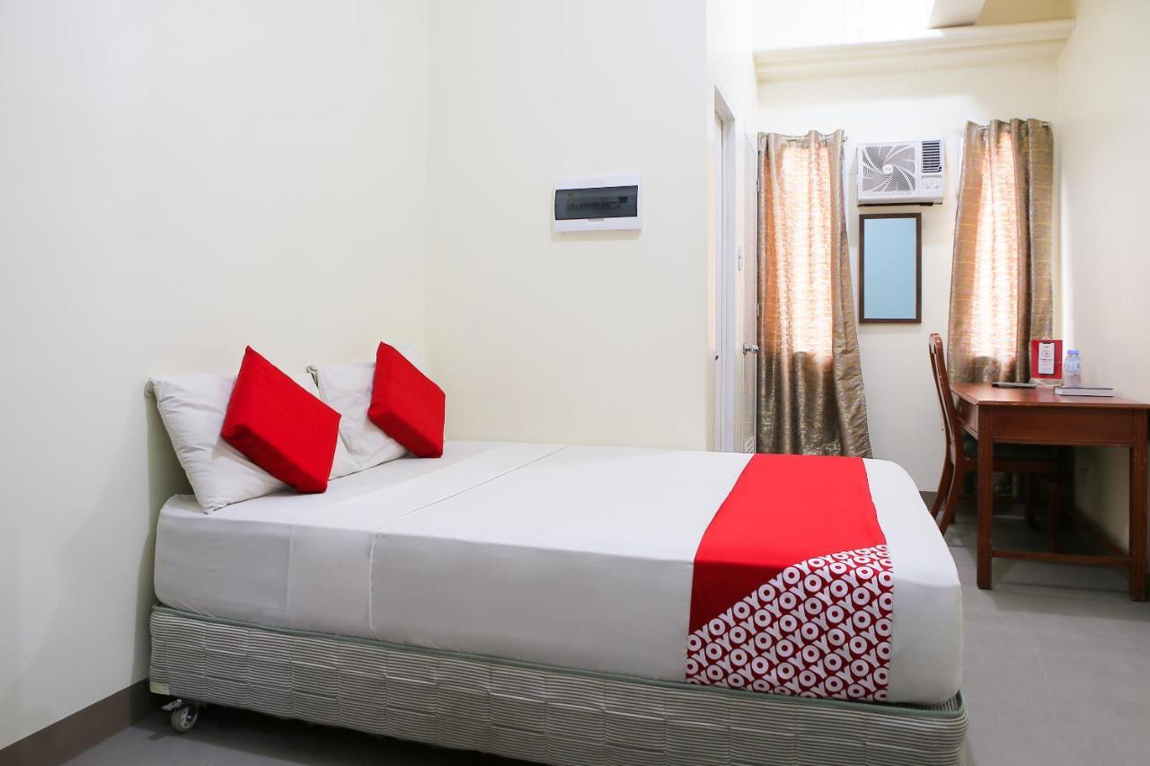 Oyo 442 Ipark Hotel Cebu Bagian luar foto