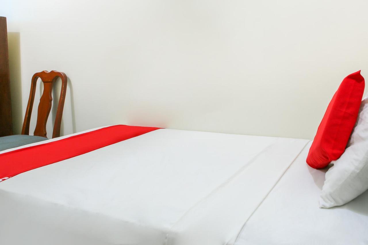 Oyo 442 Ipark Hotel Cebu Bagian luar foto